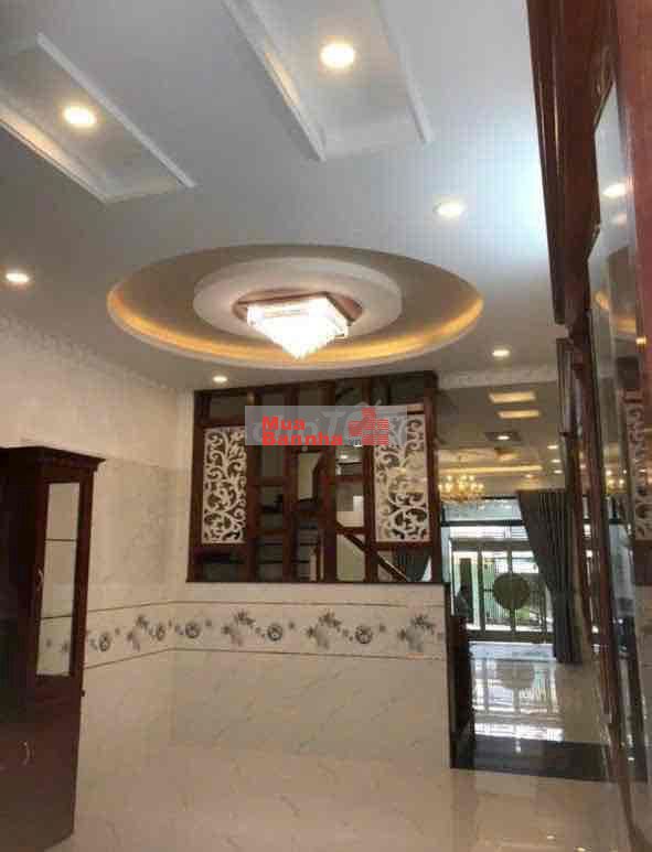 nhà bán mặt tiền đg HT17