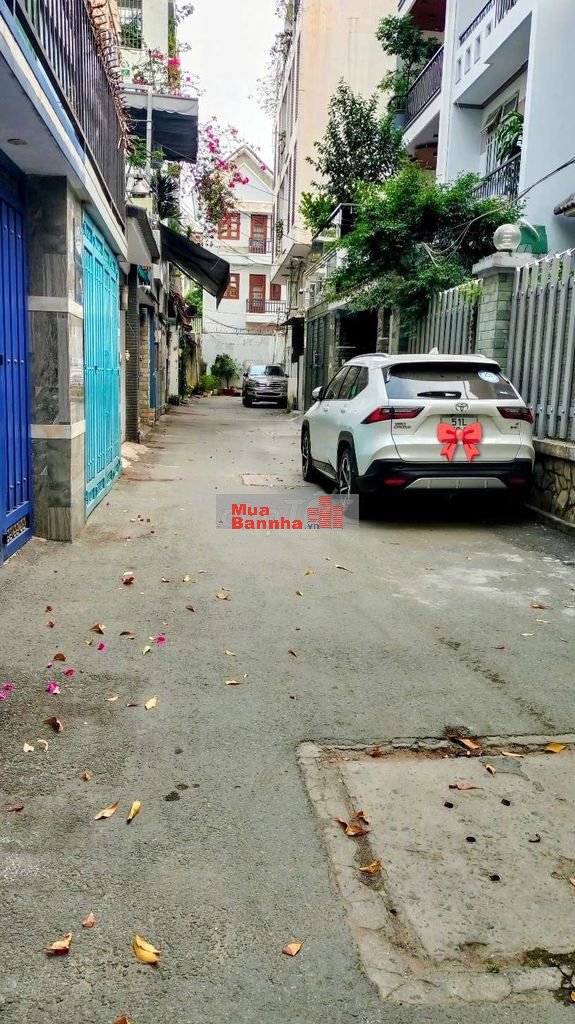 Bán Nhà 4 Tầng, Xe Hơi Ngủ Trong Nhà, Nội Thất Cao Cấp, Gần Emart 2