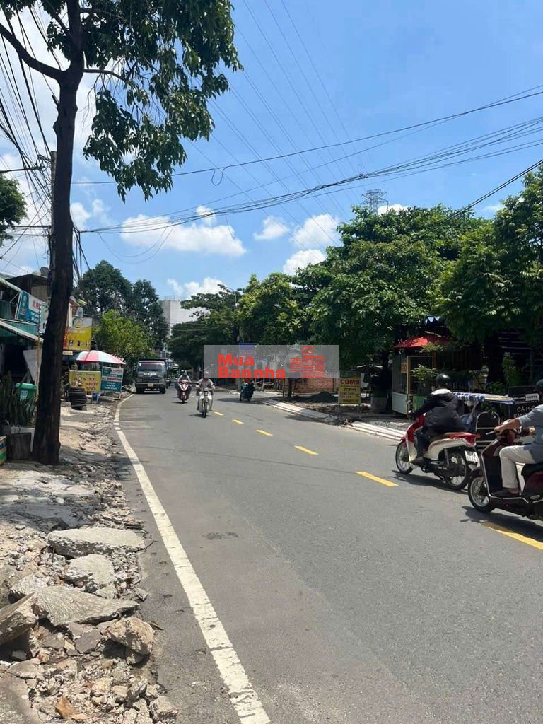 13,8 TỶ - NHÀ MẶT TIỀN ĐƯỜNG LINH TRUNG - KẾ GA METRO - CÔNG TY COCA