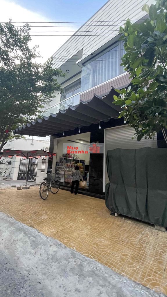 Nhà 2 tầng, 6x15m, góc 2 mặt tiền đường xe hơi Tô Hiệu, nhỉnh 7,8 TỶ