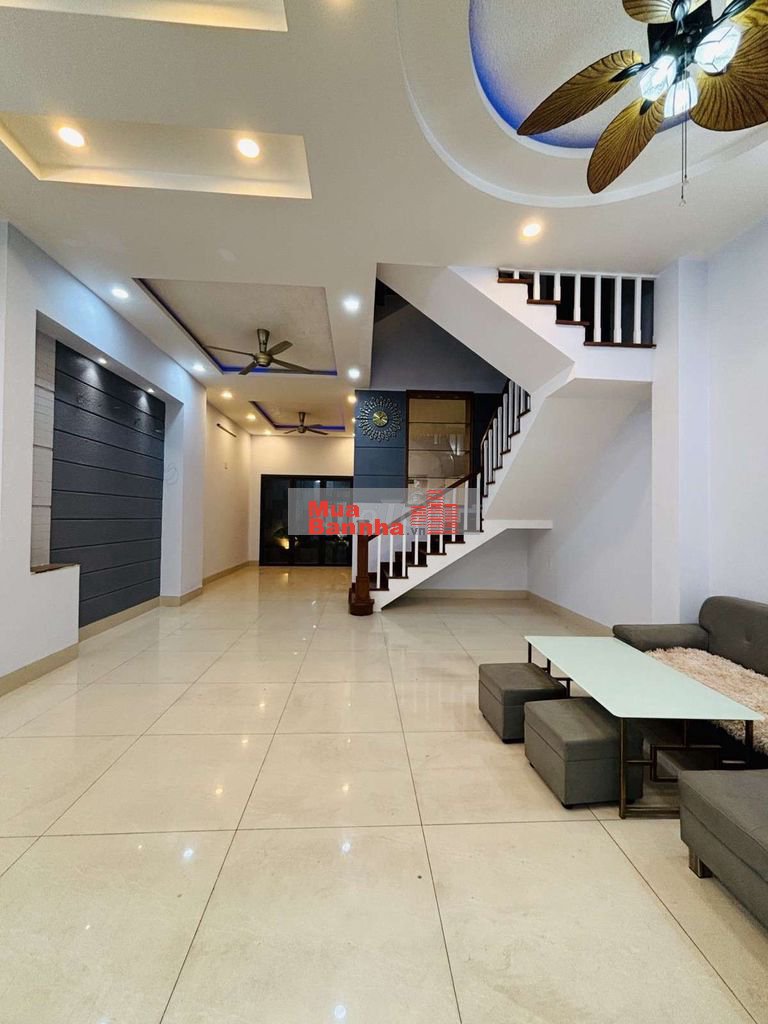 NHỈNH 8 TỶ, 84m2( 6 x 14) , 4 TẦNG , GIÁP AEON TÂN PHÚ