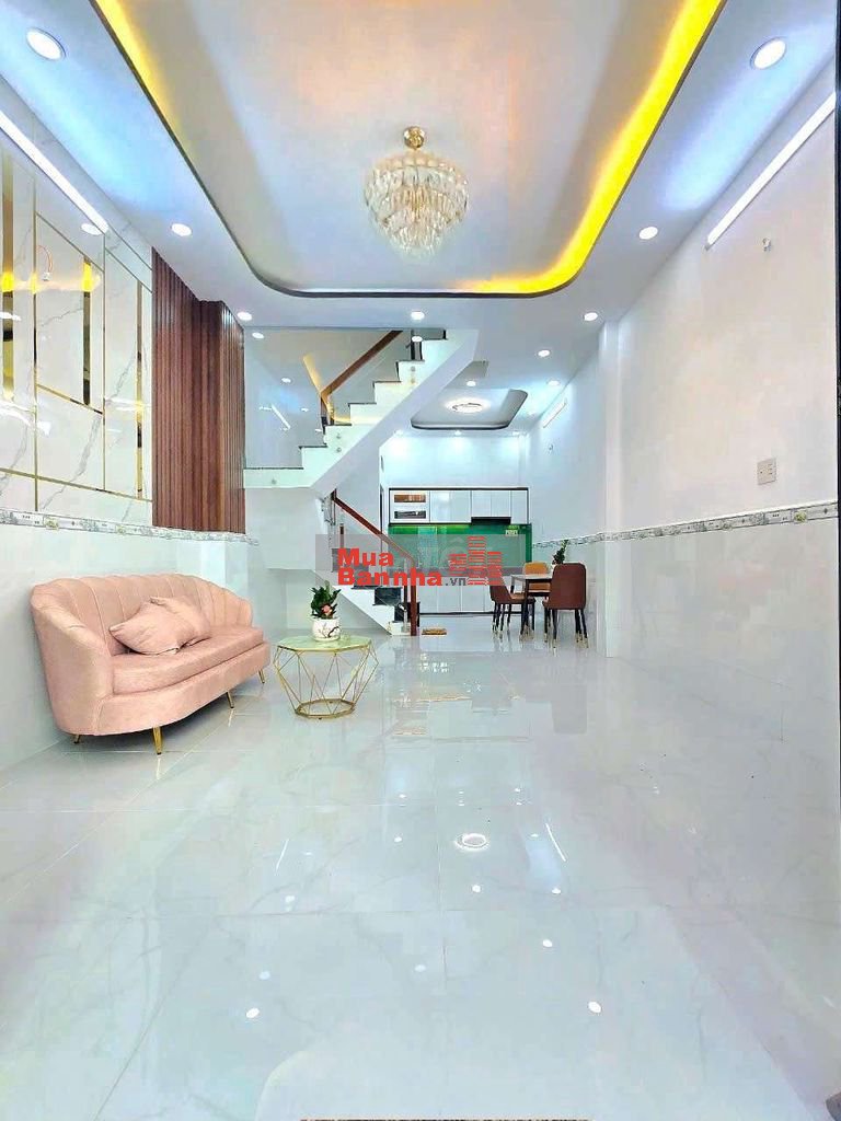 Nhà sổ riêng 4x10m 2 tầng kế bên quận 7 giá 3.8 tỷ