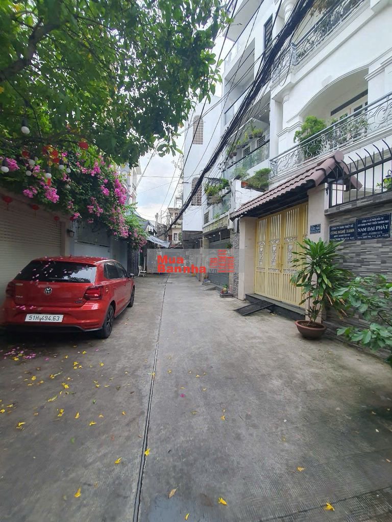 BÁN GẤP NHÀ HẺM XE HƠI THÀNH THÁI, P14, Q10 – 50M VUÔNG - 3 TẦNG - 4PN