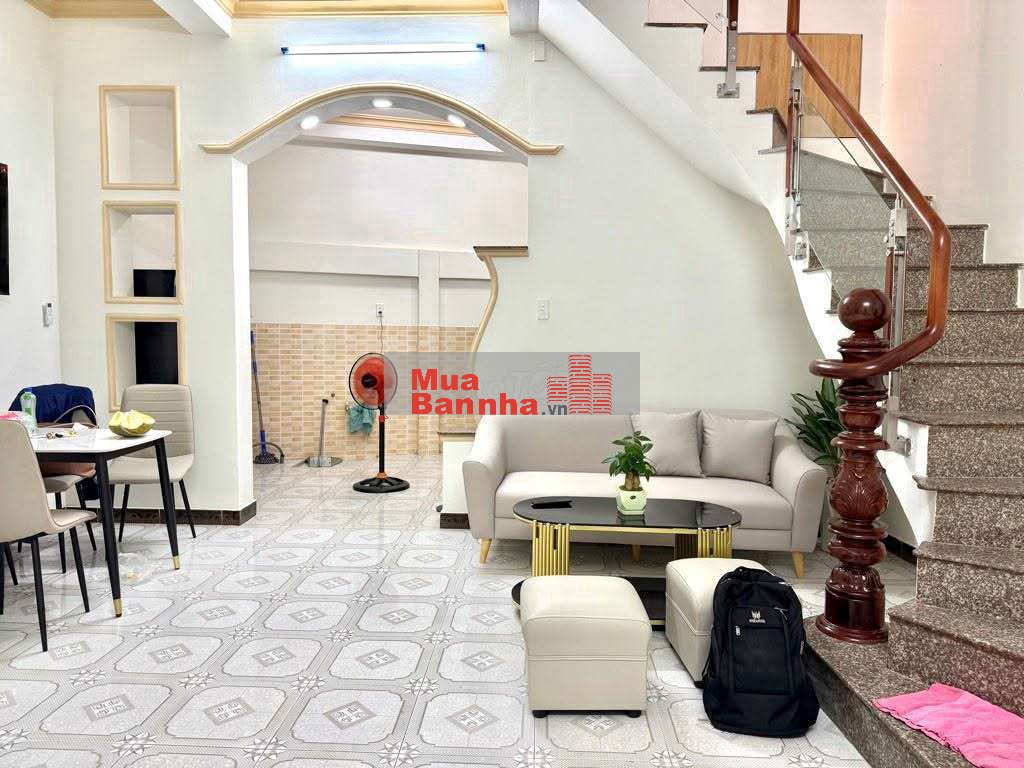 LÊ QUANG ĐỊNH - 40m2 – 2 TẦNG BTCT – SỔ HỒNG RIÊNG – CHỈ 3.85 TỎI