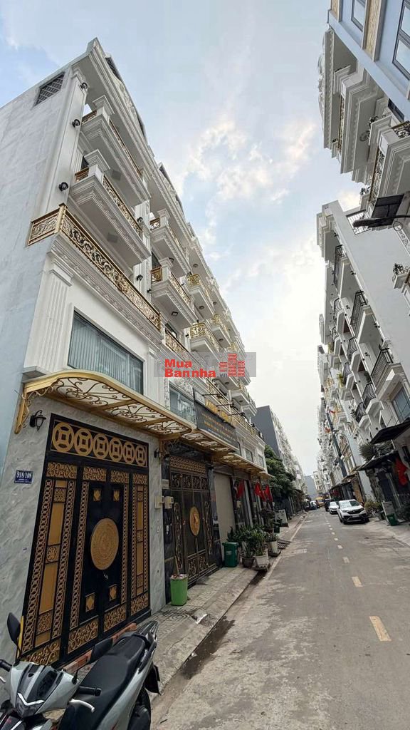 NHÀ ĐẸP 5 TẦNG - 5PN, 6WC - HẺM XE TẢI NÉ