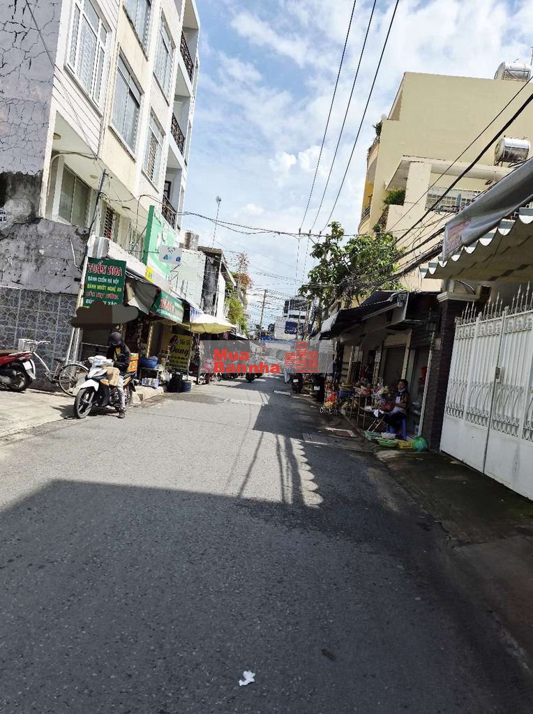 Phường Thạnh Mỹ Tây, nhà hẻm xe hơi, DT 74m, gần Đại học Ngoại Thương