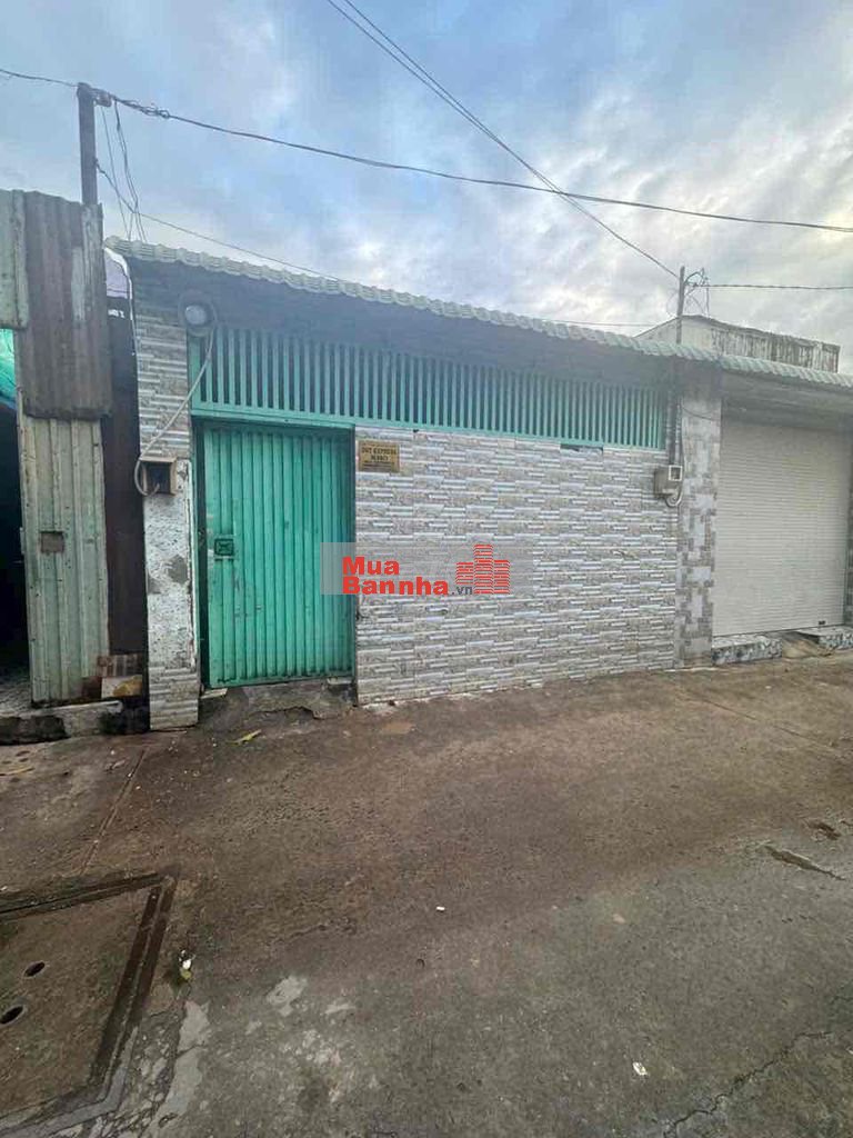 nhà cấp 4 phường đông hưng thuận Q12 dt: 80m2