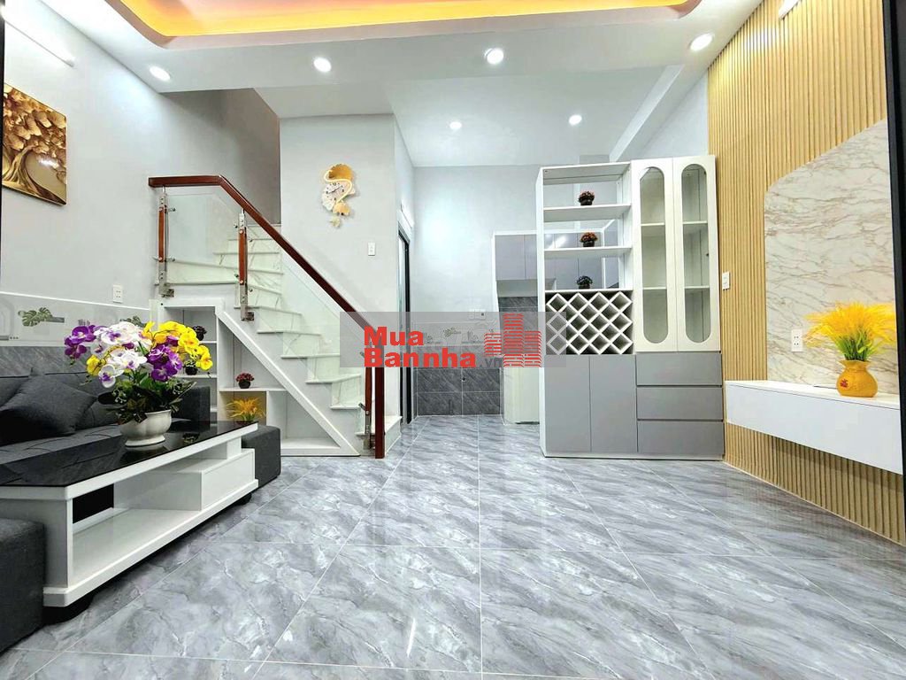 Nhà sổ hồng 5x6m 2 tầng gần mặt tiền kế Phú Mỹ Hưng quận 7 1.78 tỷ