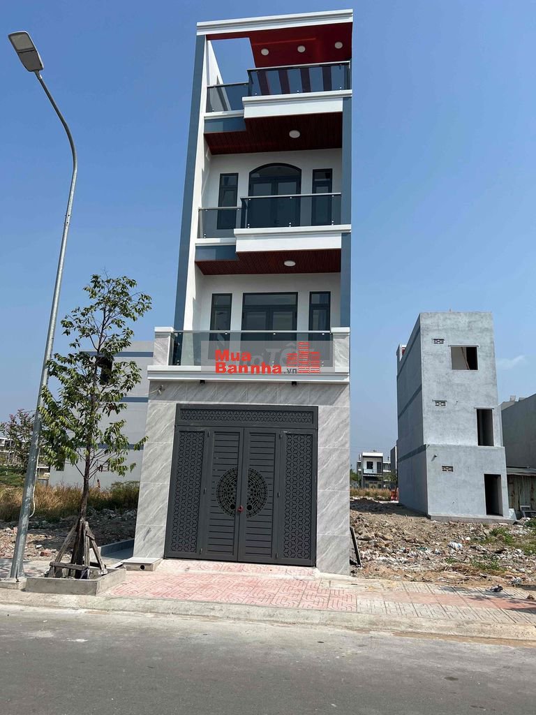 BÁN NHÀ 3MẶT TIỀN SỔ RIÊNG HOÀN CÔNG PHƯỜNG BỬU LONG