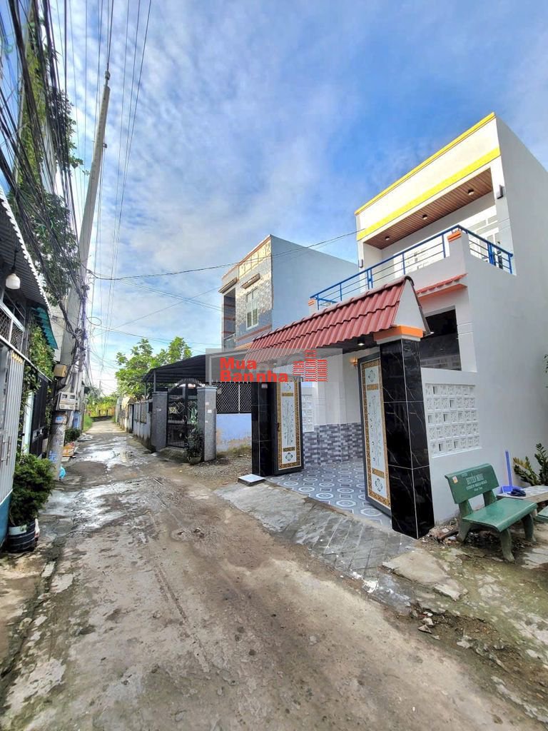 Nhà mặt hẻm dt 88m2 tân kim Cần Giuộc