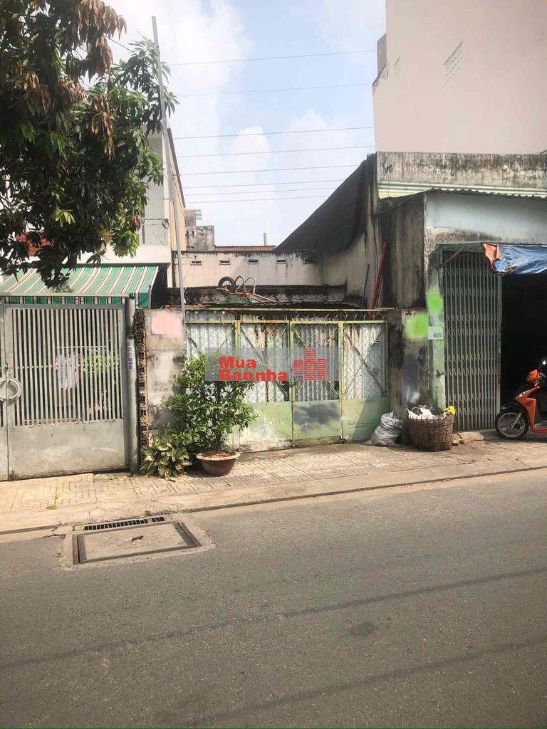 Bán nhà MT ngay trường học phu đổng , dt:4x22