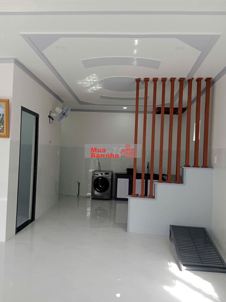 Bán nhà 1 lầu 2 mặt tiền đường nhựa trung tâm Phan Thiết, gần biển