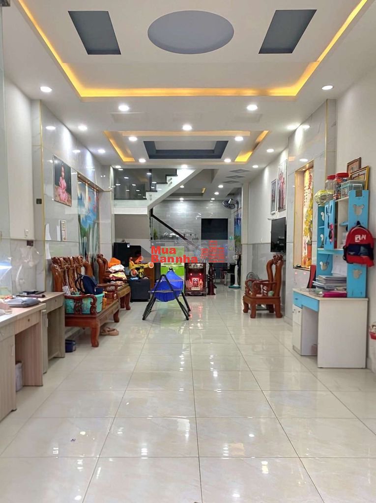 BÁN NHÀ ĐẸP CẠNH TÂ.N KỲ TÂN QUÝ - HXH - 4PN - ( 4.2X18M ) CHỈ HƠN 5$