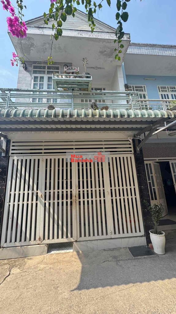 Bán nhà 2 tầng hẻm xe hơi đường số 2 Tăng Nhơn Phú B - Quận 9