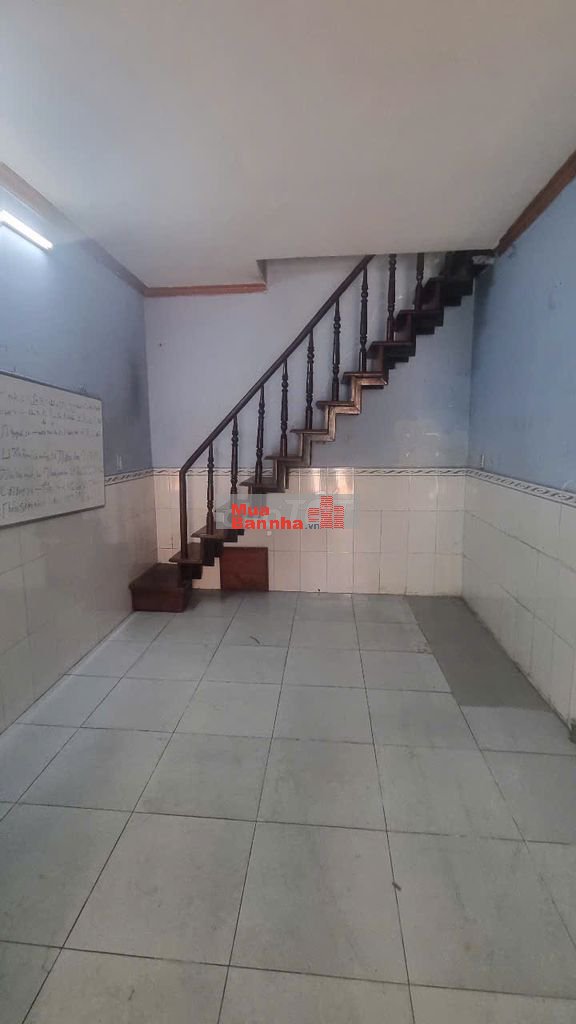 Hẻm 60 LÂM VĂN BỀN 4X14,5M NHÀ 1 LẦU HẺM BA GÁC KHU HIỆN HỮU GIÁ TỐT