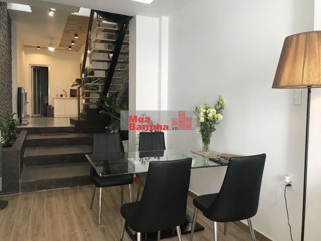 Nhà cần bán gấp