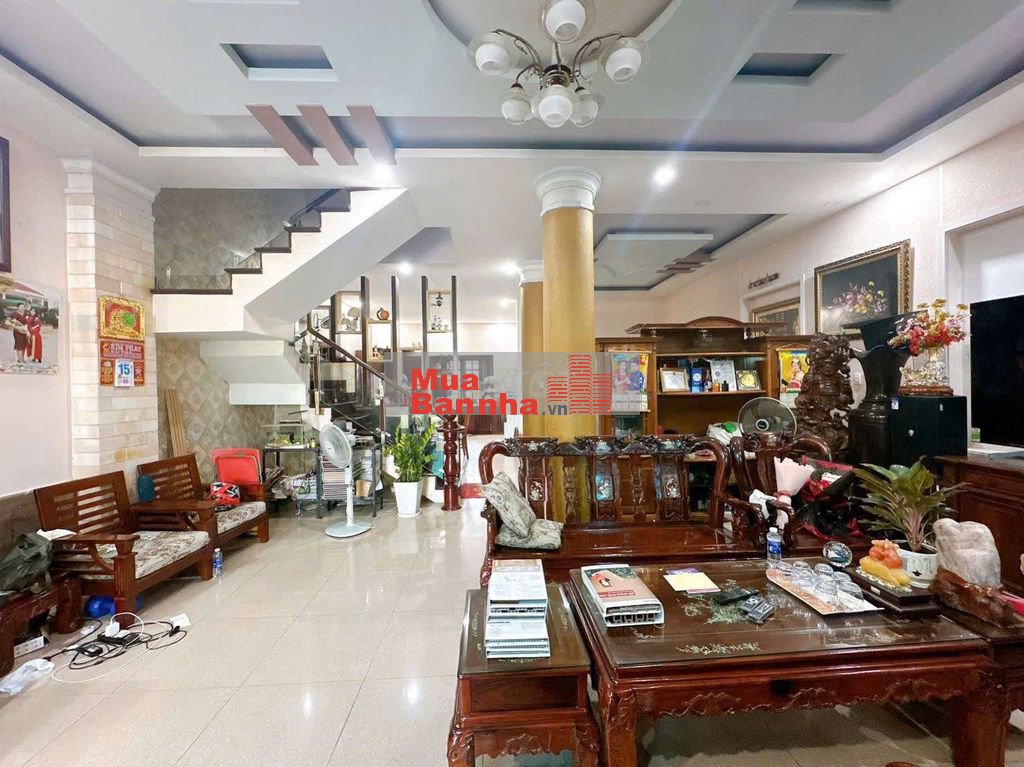 Biệt Thự 8m x 20m. 1 Hầm 3 Lầu 1/ Ngắn Lê Thị Riêng. Ngay UBND Q12