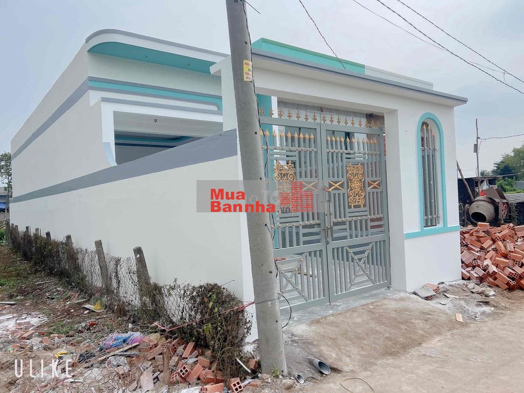 nhà mới hoàn thiện đường xe hơi