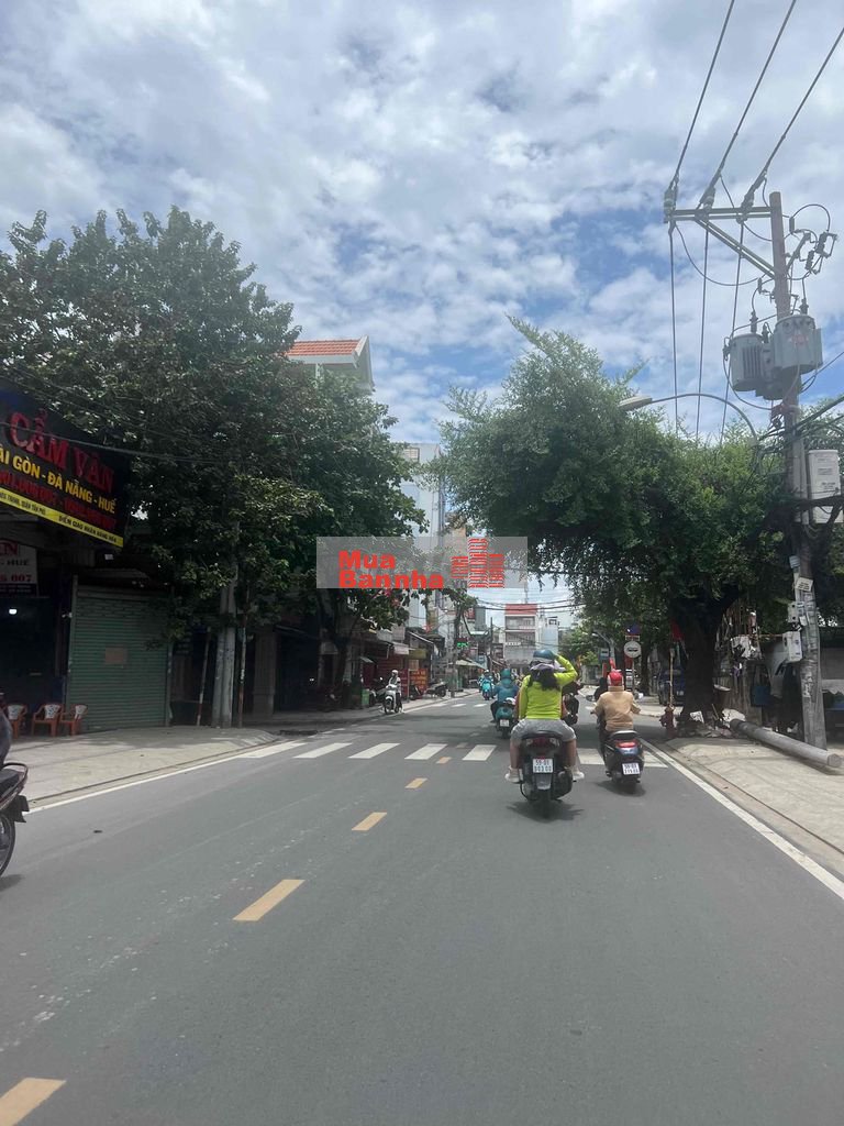 Hàng hiếm nhà Văn Thân Q6 cũ ..42m2, 1 trệt 1 lầu đúc