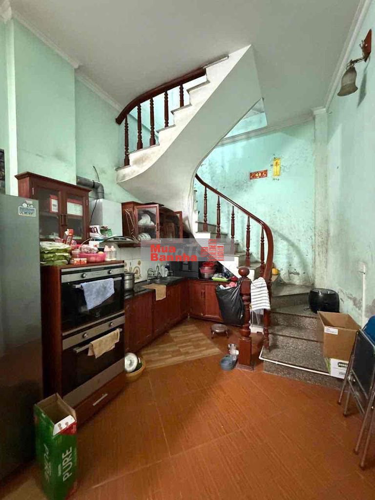 6.1 tỷ Minh Khai 25m2 x 4 tầng mặt tiền 3.5 mét