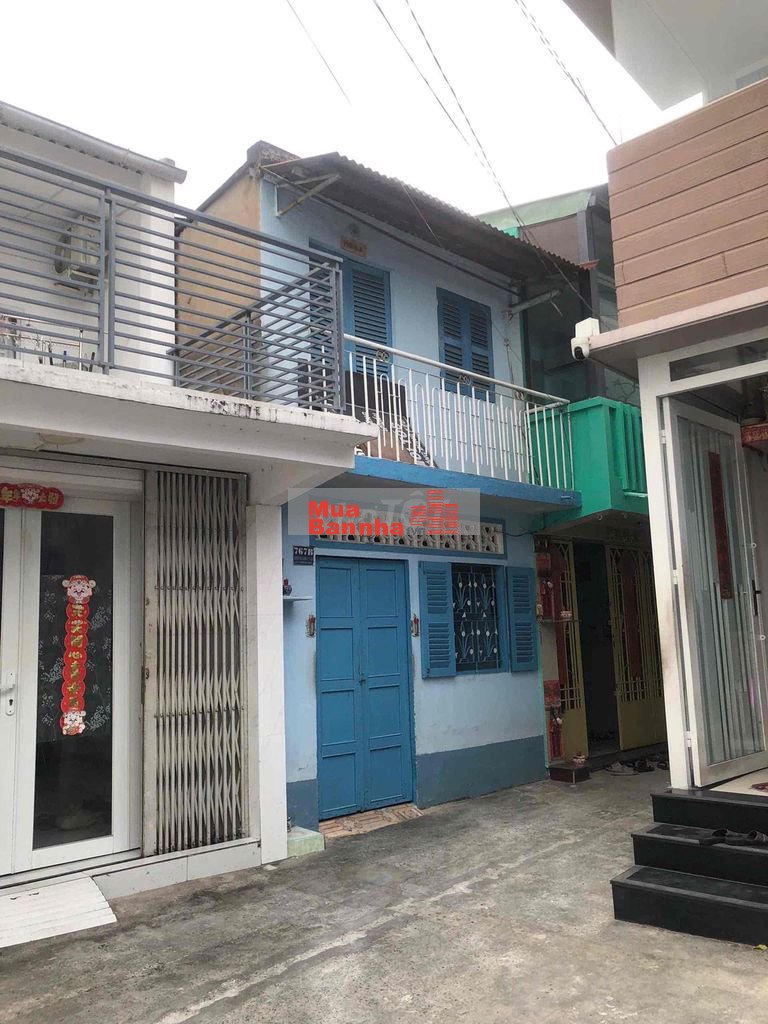 NHÀ MẶT TiEN ĐƯỜNG HẬU GIANG,Ngay trường học Lam Sơn