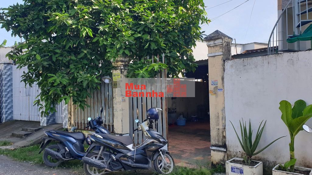 HOT- Nhà vườn 7m x 25m, gần ngã 4 Giếng Nước 2/Trần Văn Mười Hóc Môn