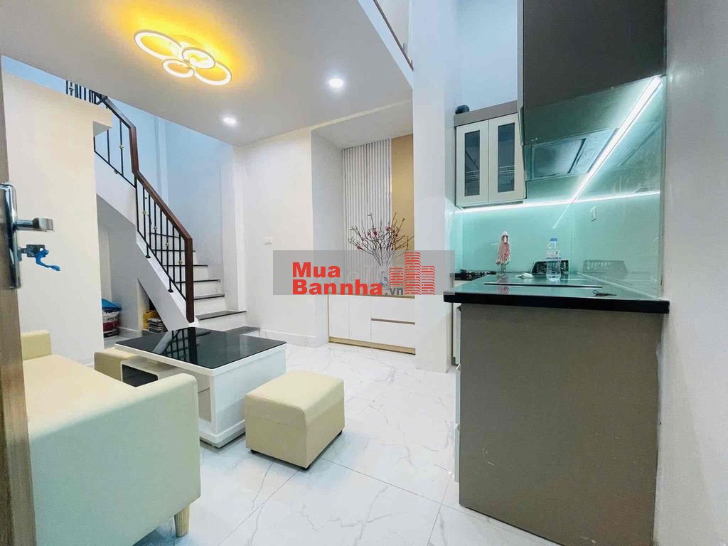 TRUNG TÂM ĐỐNG ĐA, GIÁ ĐẦU TƯ, TRƯỚC NHÀ 2.5M, CÁCH 40 RA MP KHÂM THIÊ