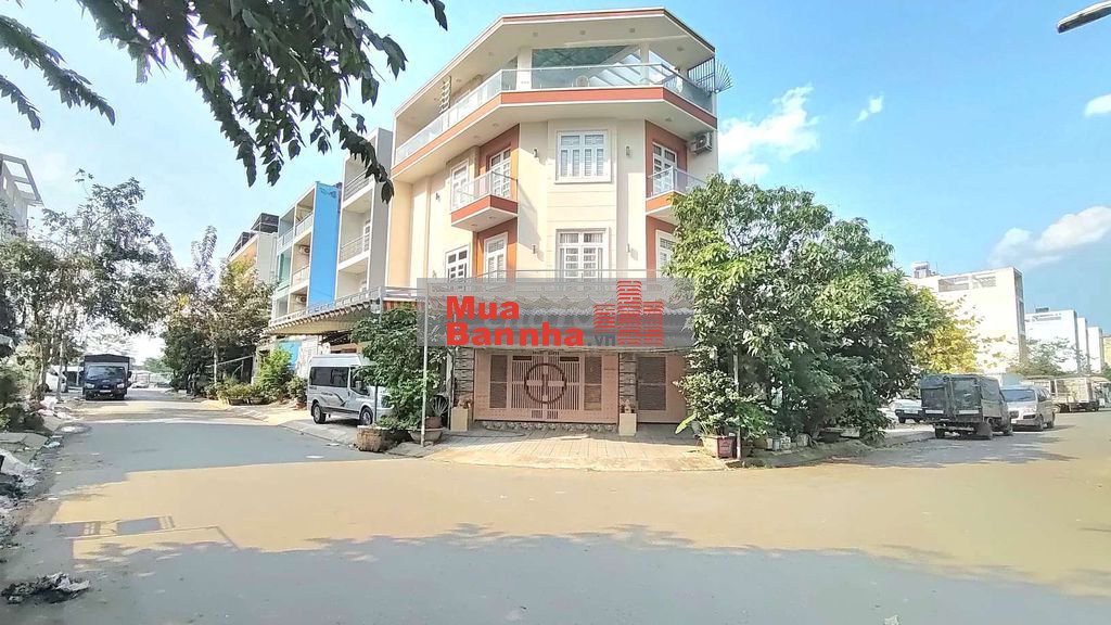 GẤP BÁN GIẢM 2 TỶ, BIỆT THỰ 4 TẦNG 2 MẶT TIỀN KDC BÌNH ĐIỀN Q8, 140M2