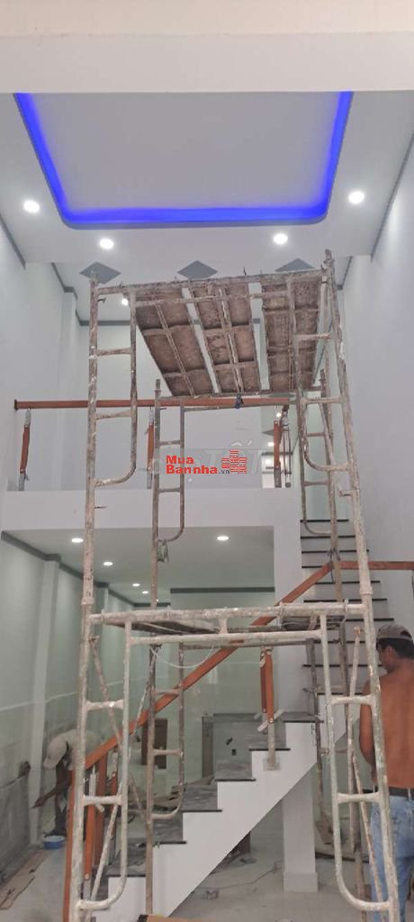Bán nhà sổ chung dt 56m2 sát siêu thi go đông hòa dĩ an