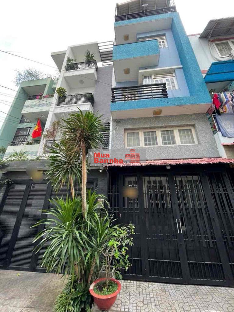 Khu hiếm nhà bán - Diện tích 40m2 - hẻm 8m có vỉa hè - sát mặt tiền