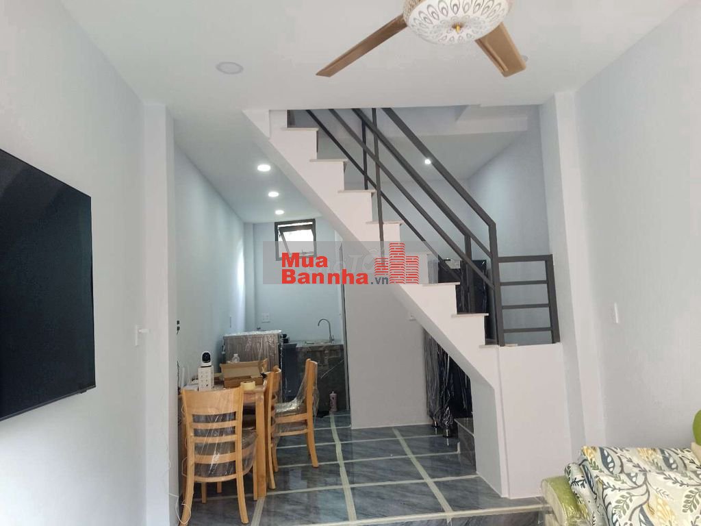 BÁN NHÀ NHỎ HẼM 1508 LÊ VĂN LƯƠNG