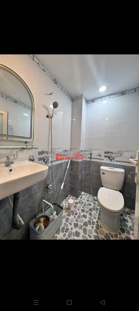 Chung cư tầng trệt mặt tiền đường 198 cao lỗ p4 q8 DT 5 x 14m 1 lầu