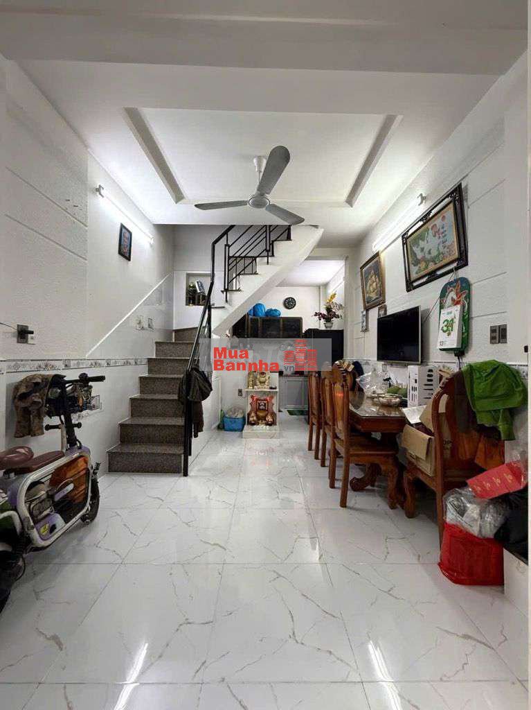 💥NHÀ ĐẸP - 3 TẦNG - 26M2 -NGAY CHỢ TÂN HƯƠNG
GIÁ 3.XX TỶ