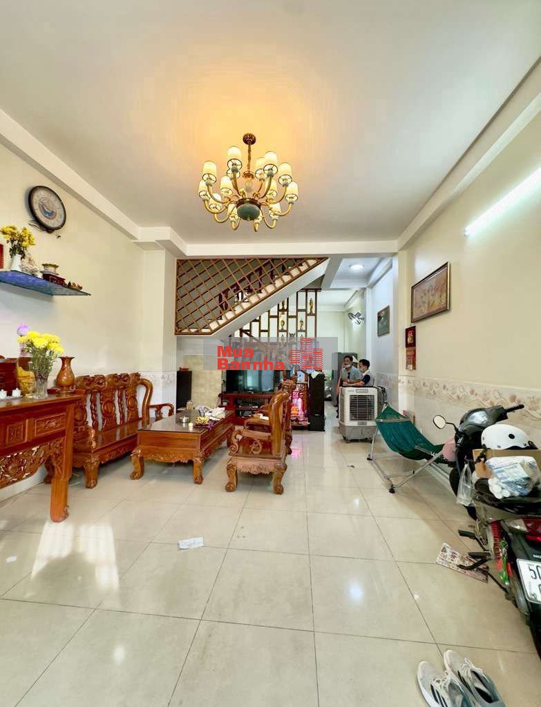 Nhà đẹp 5 x 15 Hẻm xe hơi đúc 3 tấm - Đường Nguyễn Thị Tú Bình Tân