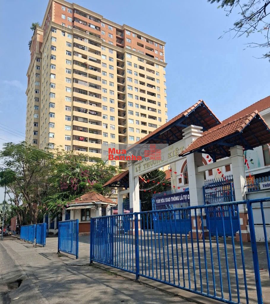 Bán nhà ngay Trương Phước Phan, 36m2, nhỉnh 3 tỷ