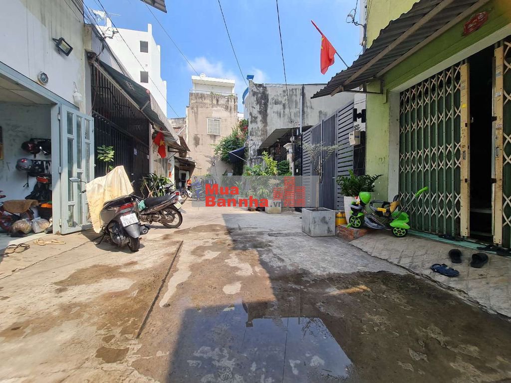 NHÀ TRƯỜNG CHINH- TÂN THỚI NHẤT OTO ĐẬU CỬA HẺM THÔNG GẦN LẠC QUANG