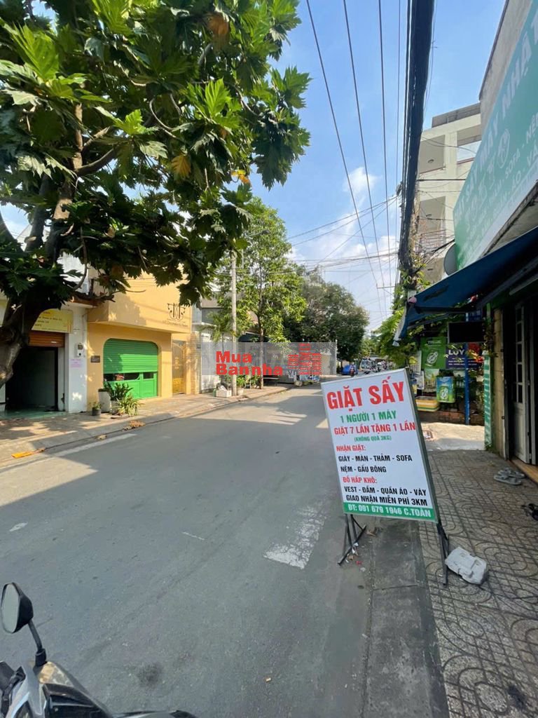 Bán nhà đường nhựa 14m tại P. Tây Thạnh, DT 5.2mx25m, cấp 4