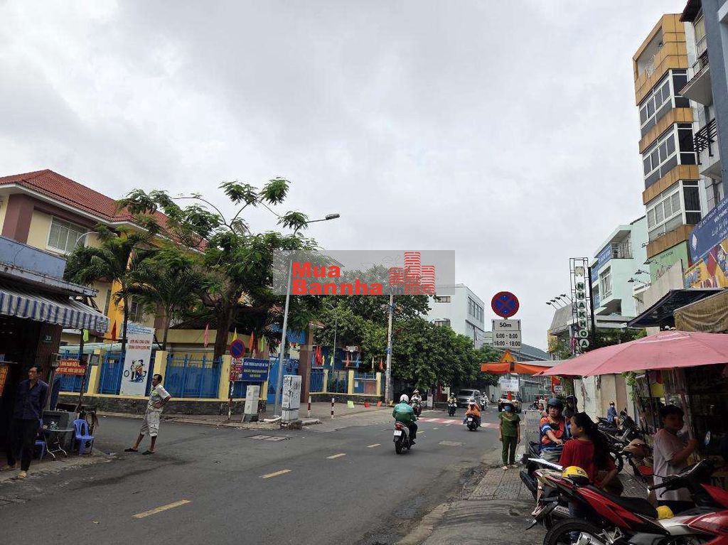 Bán Nhà, đường Đặng Văn Ngữ, P 13 phú Nhuận 100M2, 5 Tầng giá: 29.4Tỷ