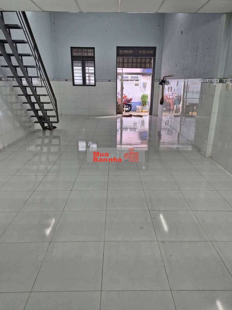 BÁN NHÀ 1/ HỒ VĂN LONG 5 X 12M CẤP 4 SÁT CHỢ BÙI DƯƠNG LỊCH