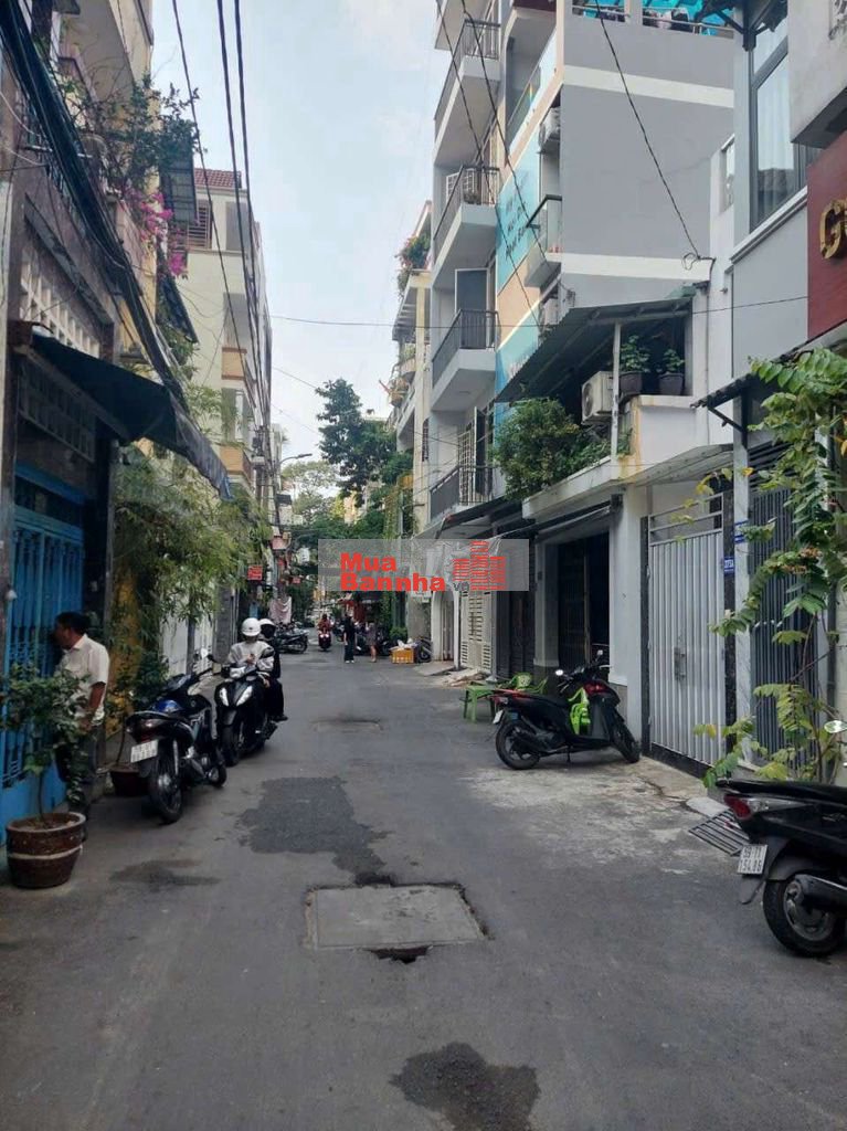 Bán nhà HXH nhựa 5m:
644/ Ba Tháng Hai, P14, Q10.