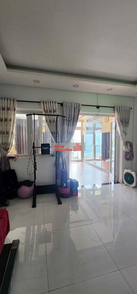 Bán nhà ngang 5m cực hiếm khu dân cư Bình Phú