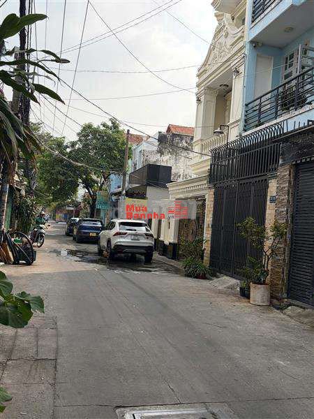 GẦN SÂN CHỢ ,NHÀ ĐẸP Ở NGAY ,XE HƠI ĐẬU NHÀ ,DT 4×12 , CHỈ NHỈNH 5 TỶ