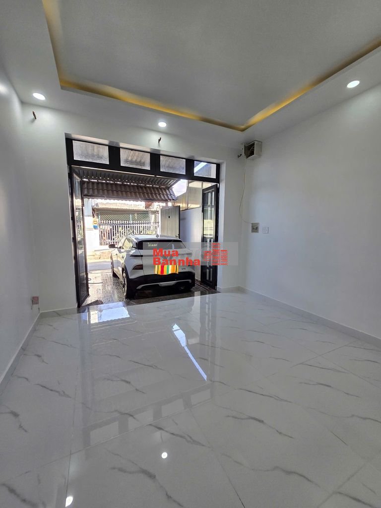 NHÀ CẠNH VINHOMES Q9 CHỈ 4.6 TỶ - 70M2