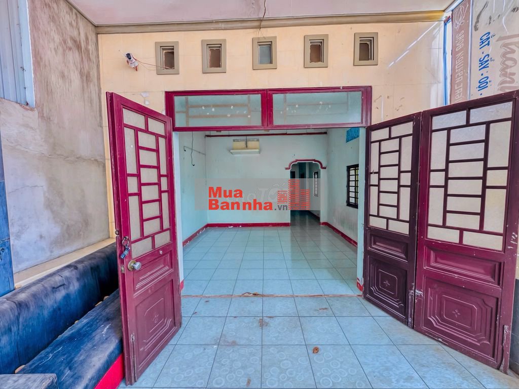 Bán nhà mặt tiền Nguyễn Văn Cừ, LaGi đại hạ giá 1.4 tỷ sổ hồng riêng