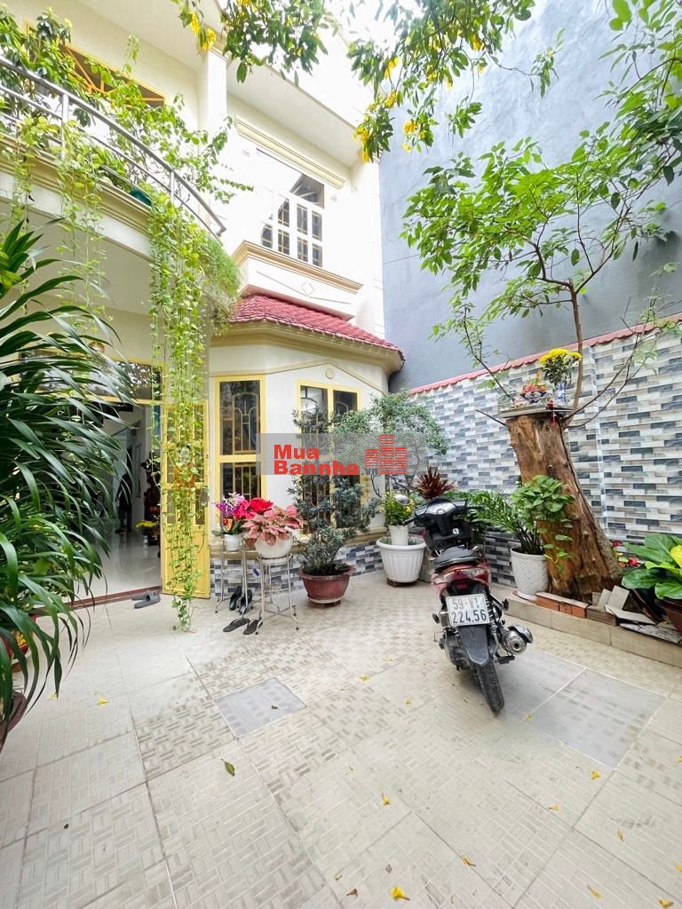 BÁN NHÀ F12 GÒ VẤP. 99M2 (5,2x18 NỞ HẬU) HXH SÁT MT. GẦN EMART 2