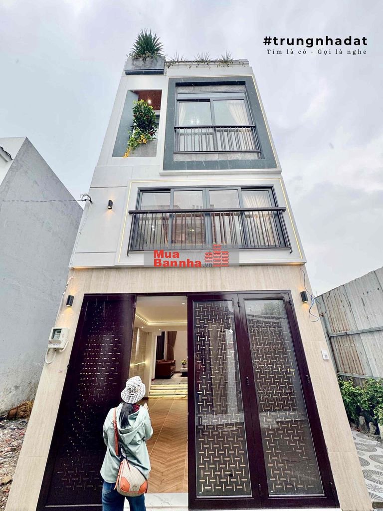 Nhà Phố Xây Mới, Full Nội Thất, Thiết Kế Lệch Tầng, Rộng Rãi.