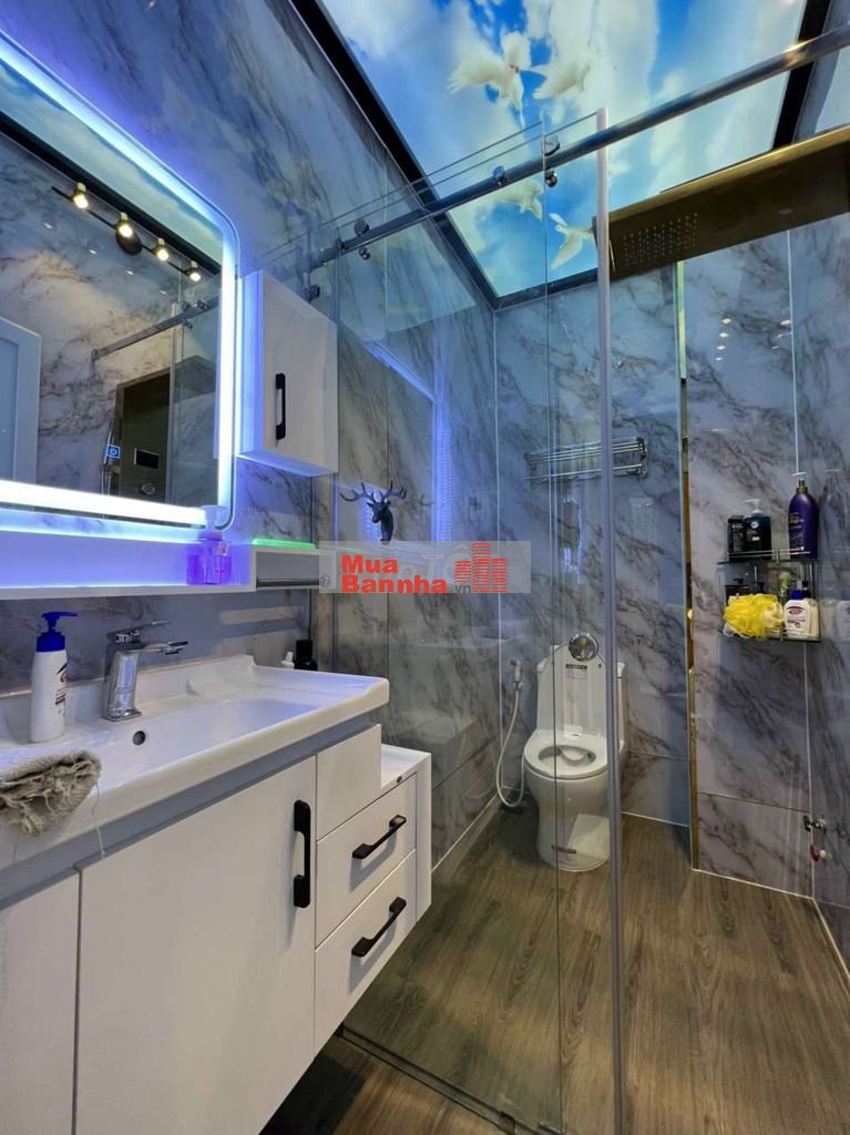 Bán căn nhà biệt thự dt khủng 7 x 16 đúc 3.5 tấm đường trần thái tông