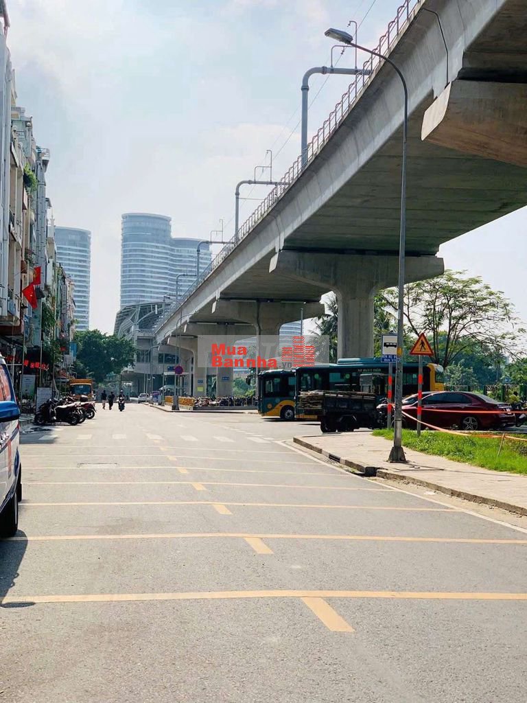 82M2 NGANG 4X21 METRO VĂN THÁNH P22 KINH DOANH SẦM UẤT ĐƯỜNG ÔTO TRÁNH