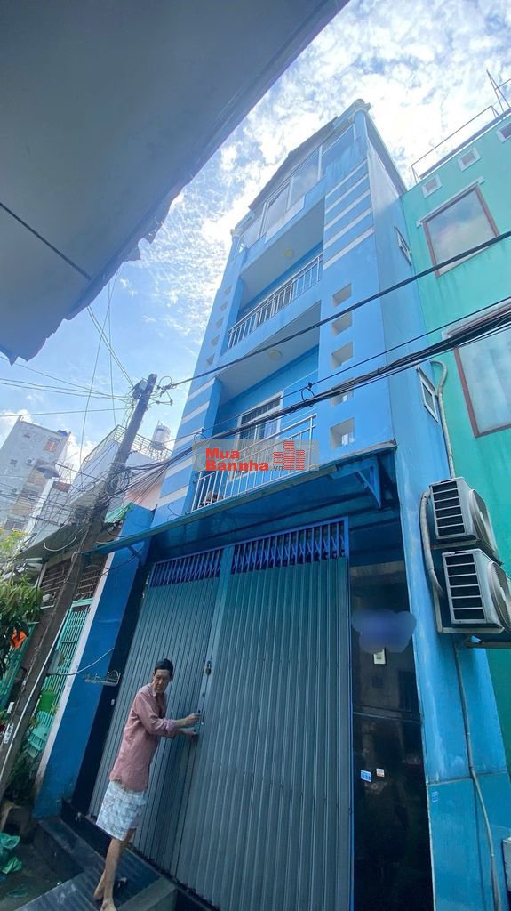 Nhà sát dh công thương 4,4-8,5m 2 lầu st giá 4,55ty