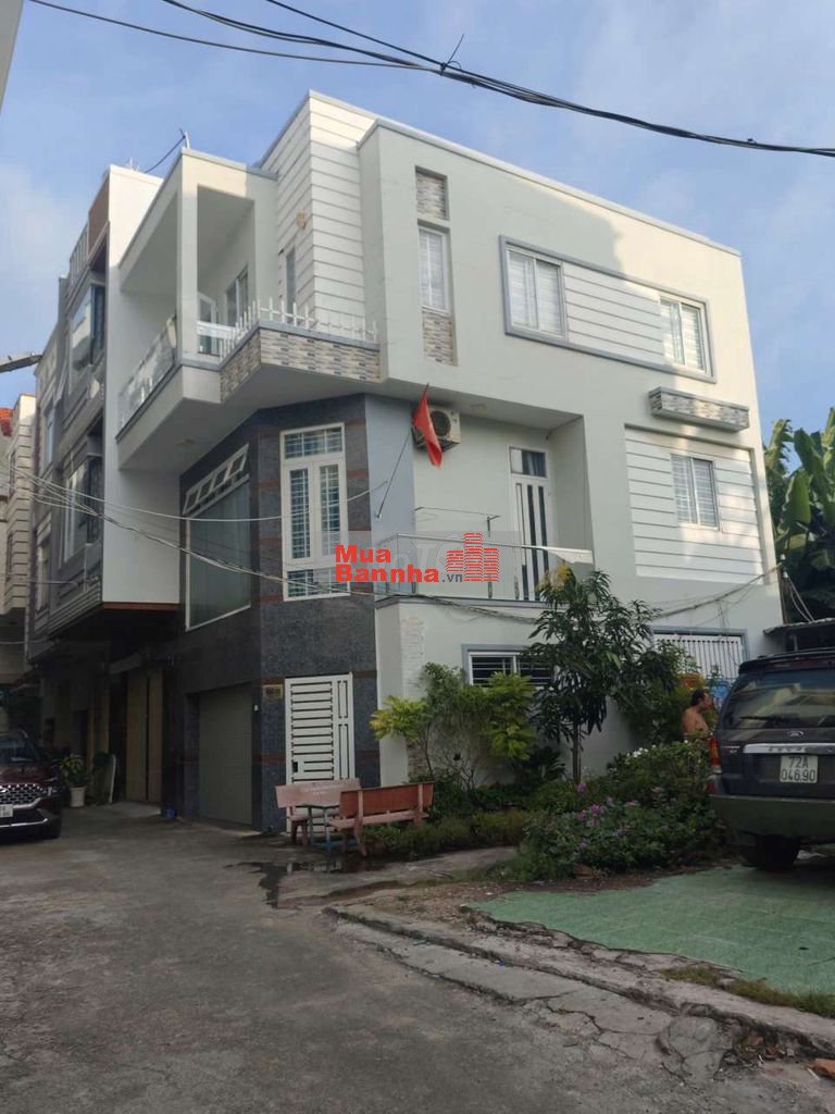 Chính Chủ Bán Nhà Đẹp Rộng Hẻm oto Thương lượng trực tiếp có giá tốt